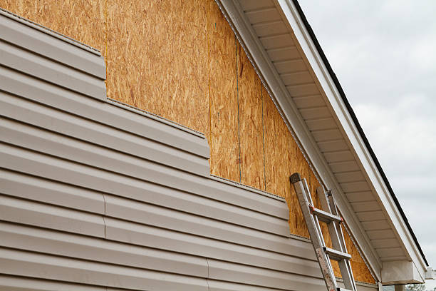24/7 Emergency Siding experts in Rougemont, NC